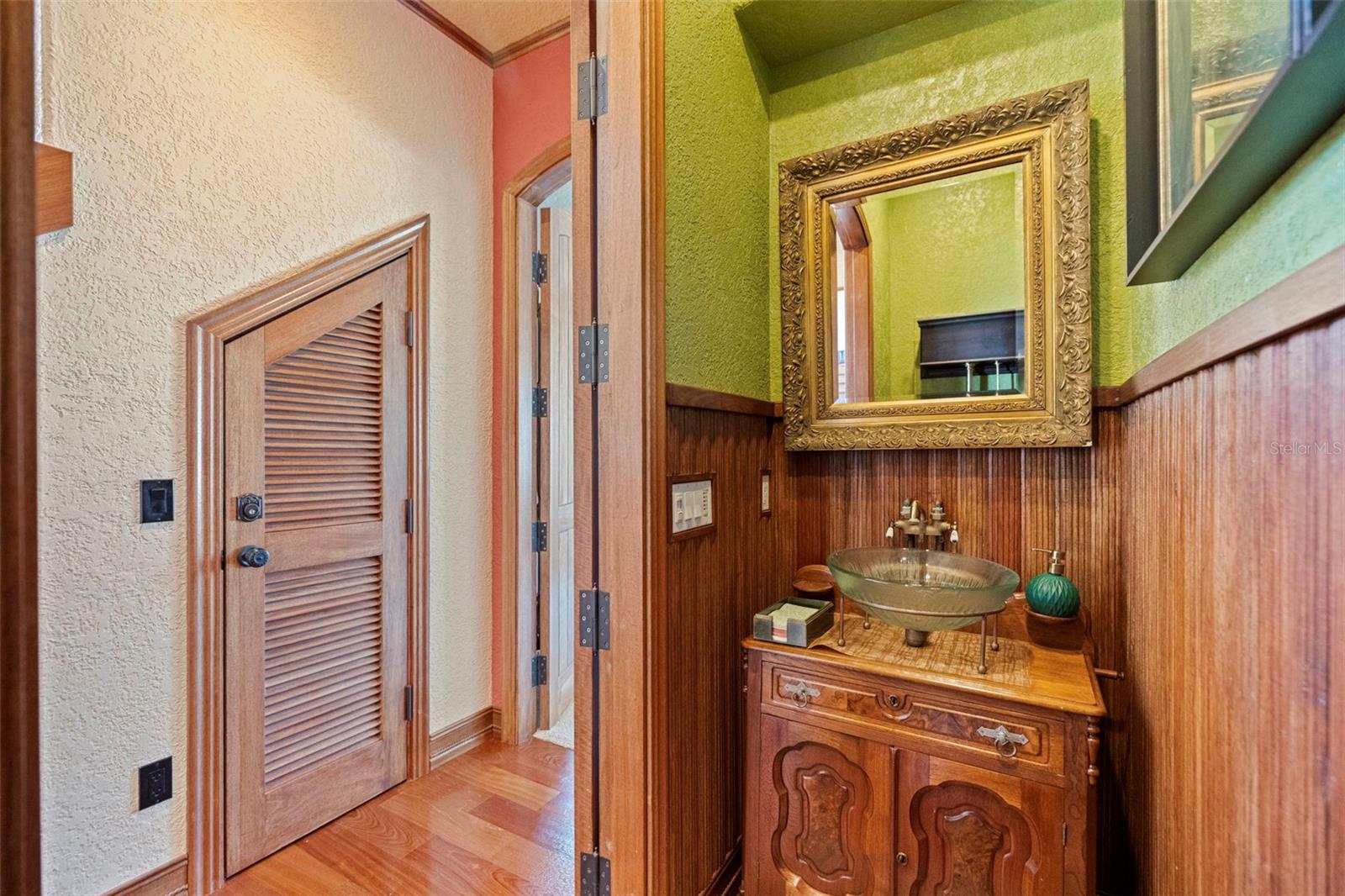 Image 31 of 93 For 1815 Bayou Grande Boulevard Ne