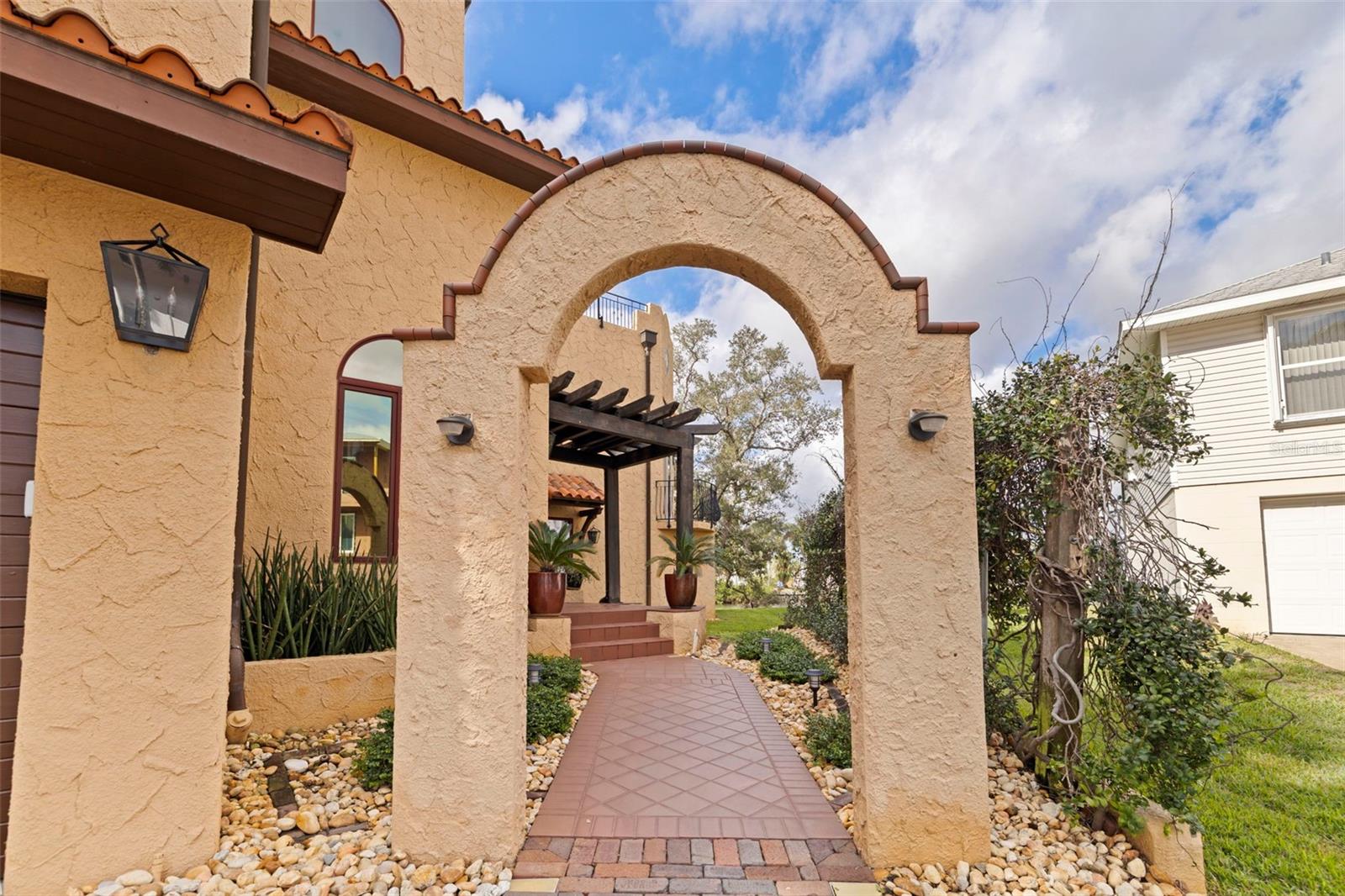 Image 4 of 93 For 1815 Bayou Grande Boulevard Ne