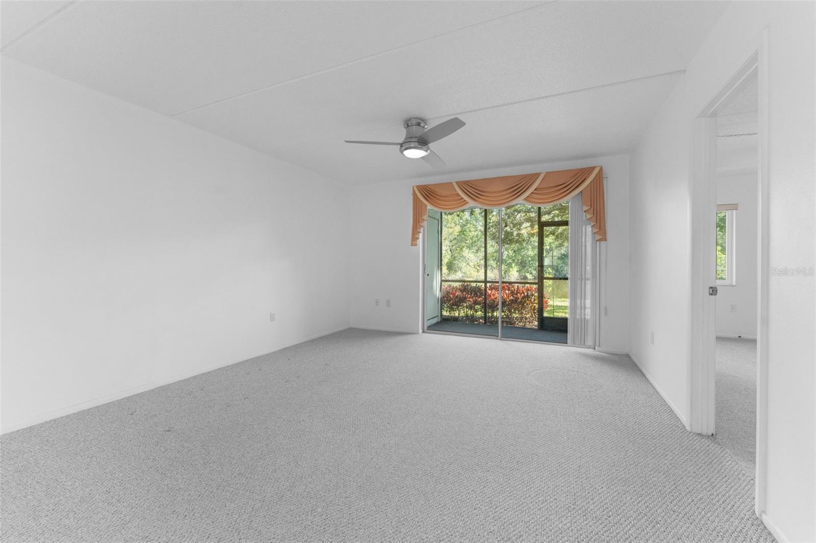 Image 10 of 38 For 219 Cypress Court 219