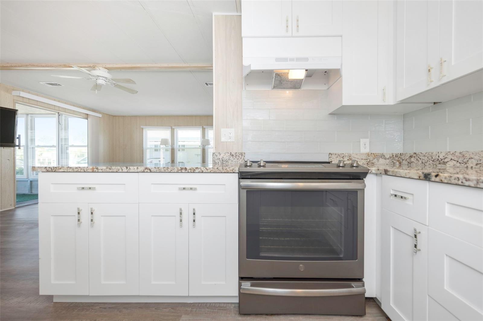 Image 12 of 45 For 39820 Us Highway 19 N 99