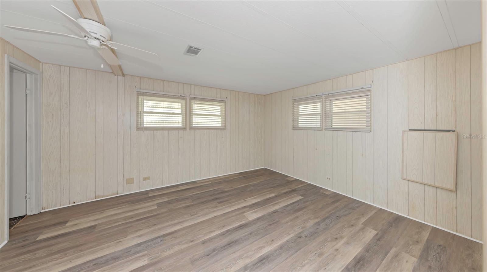 Image 23 of 45 For 39820 Us Highway 19 N 99