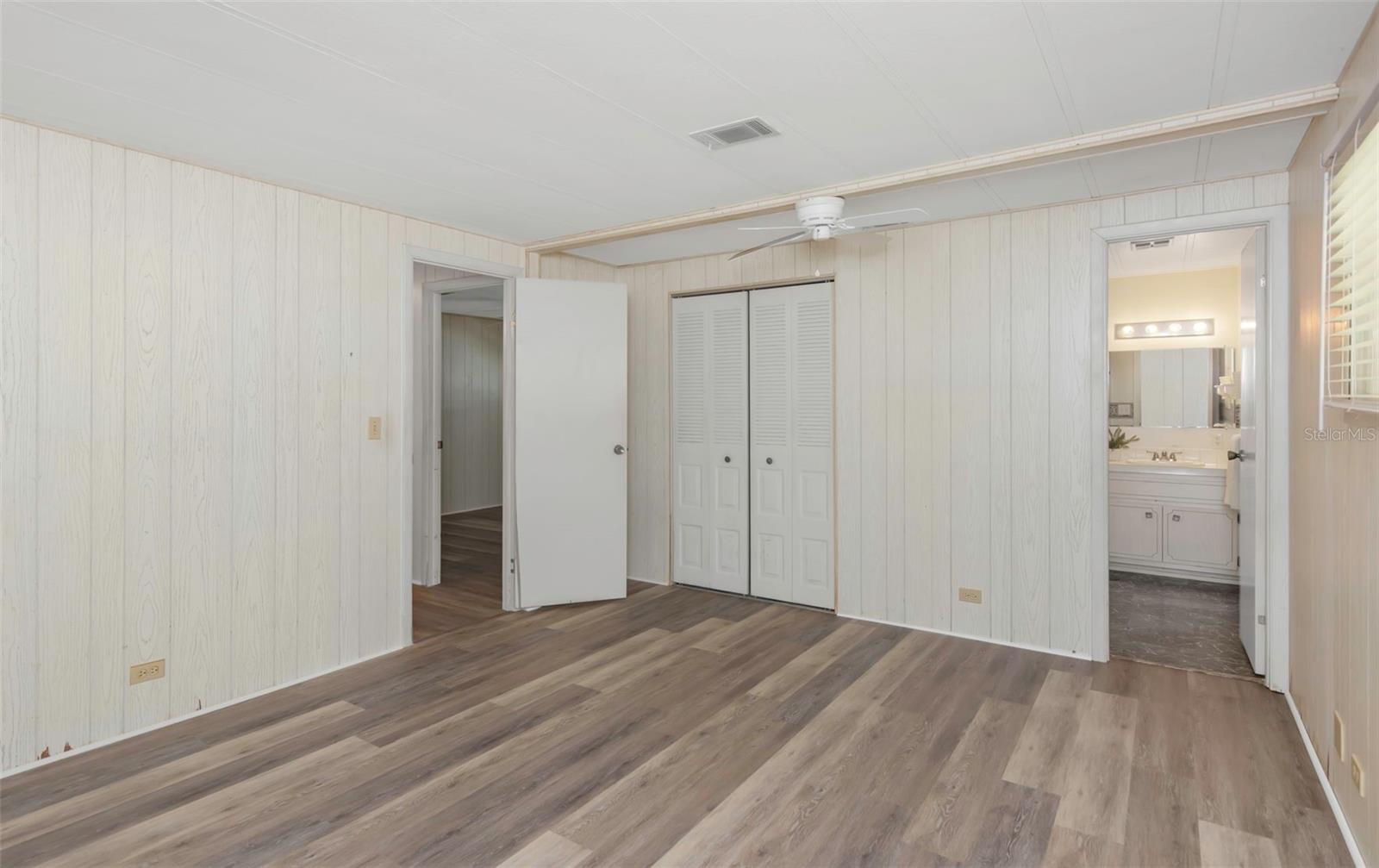 Image 25 of 45 For 39820 Us Highway 19 N 99