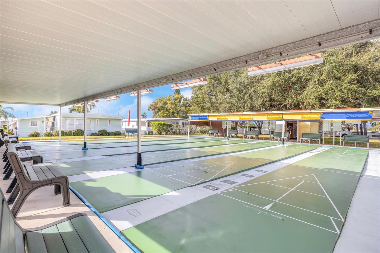 Image 43 of 45 For 39820 Us Highway 19 N 99