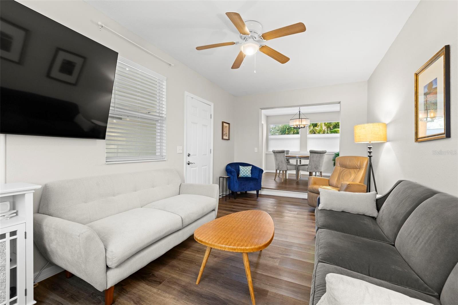 Image 15 of 37 For 5721 18th Avenue S