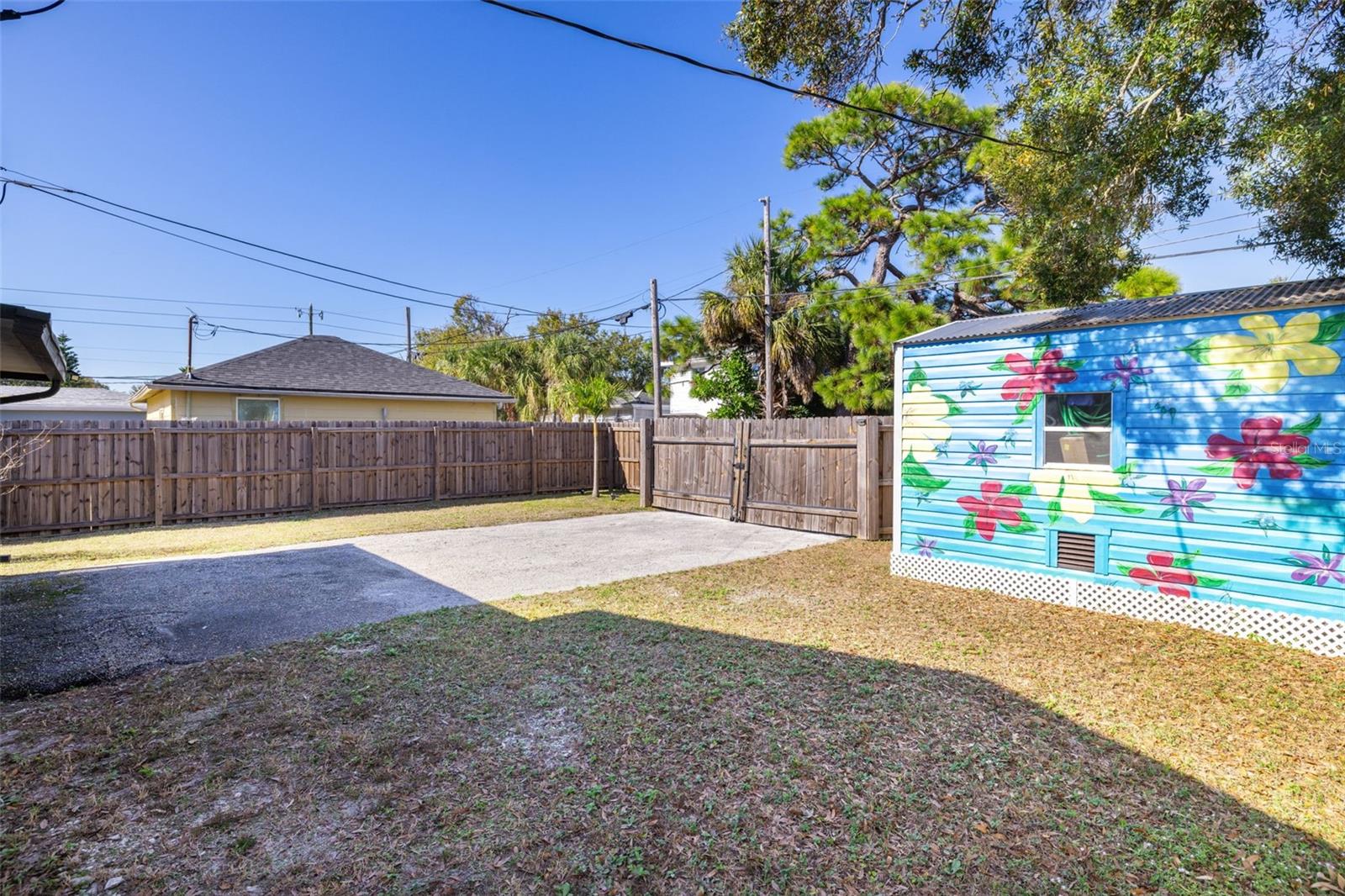 Image 27 of 37 For 5721 18th Avenue S