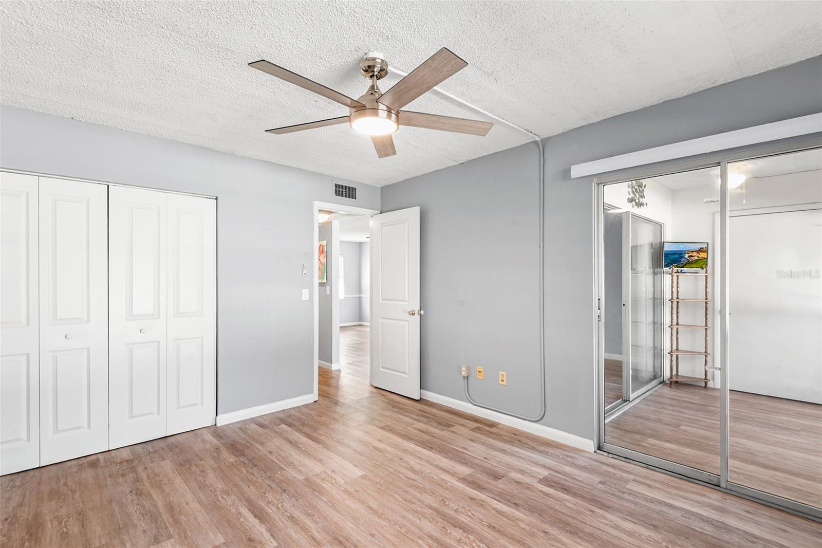 Image 14 of 28 For 1250 Pinellas Avenue 803