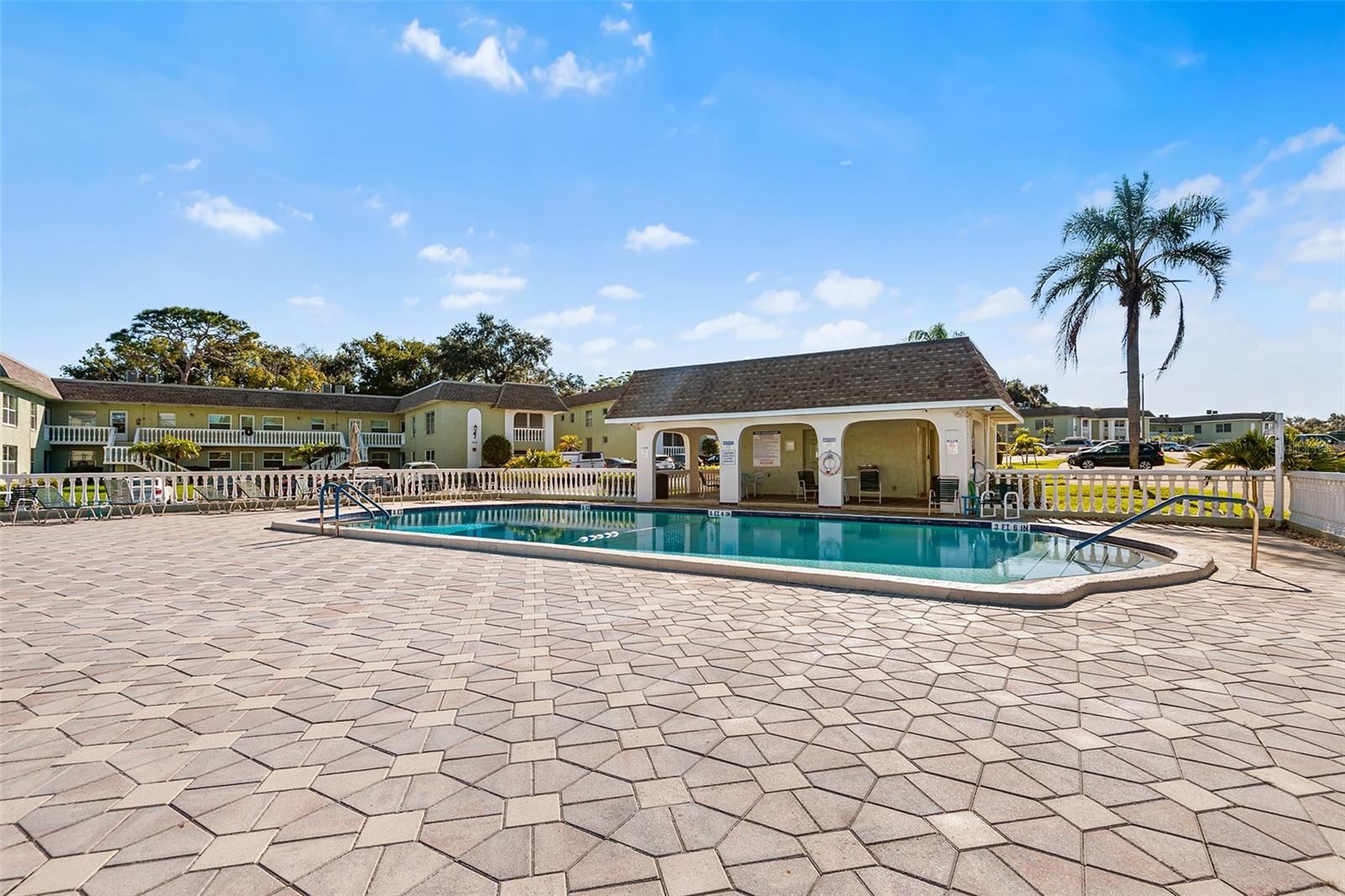 Image 19 of 28 For 1250 Pinellas Avenue 803