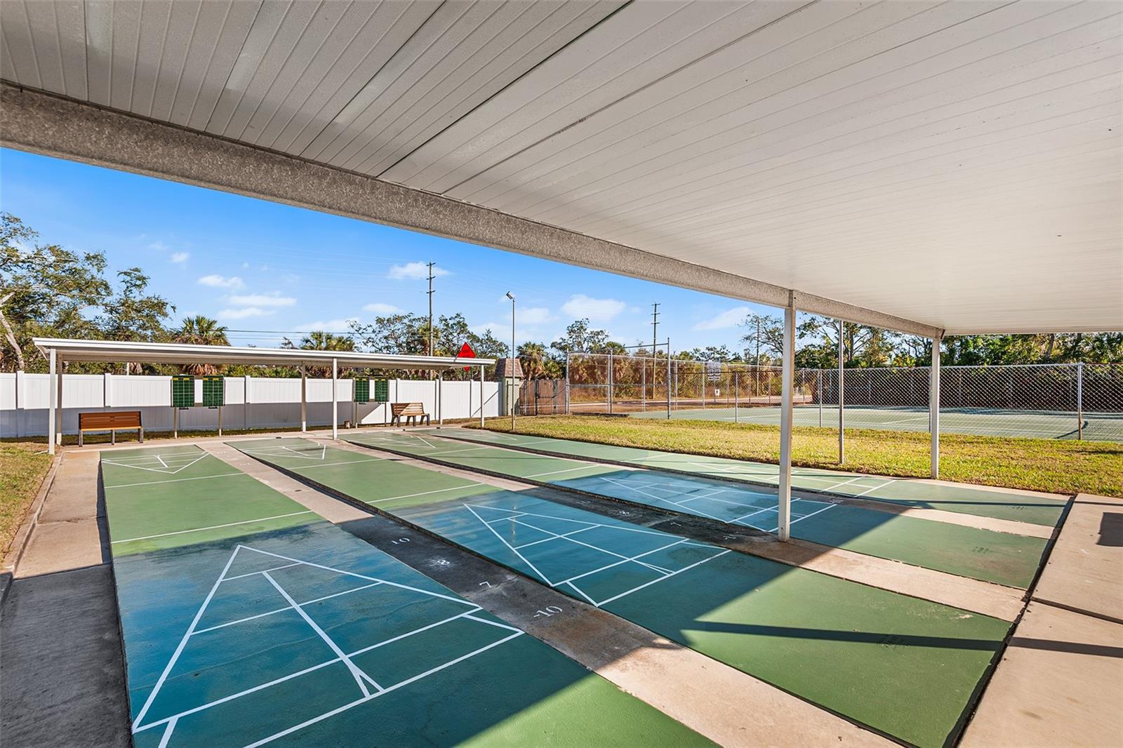 Image 20 of 28 For 1250 Pinellas Avenue 803