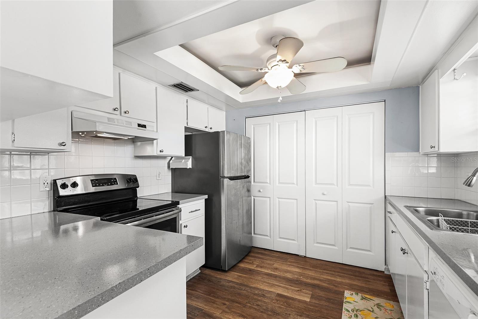 Image 5 of 28 For 1250 Pinellas Avenue 803