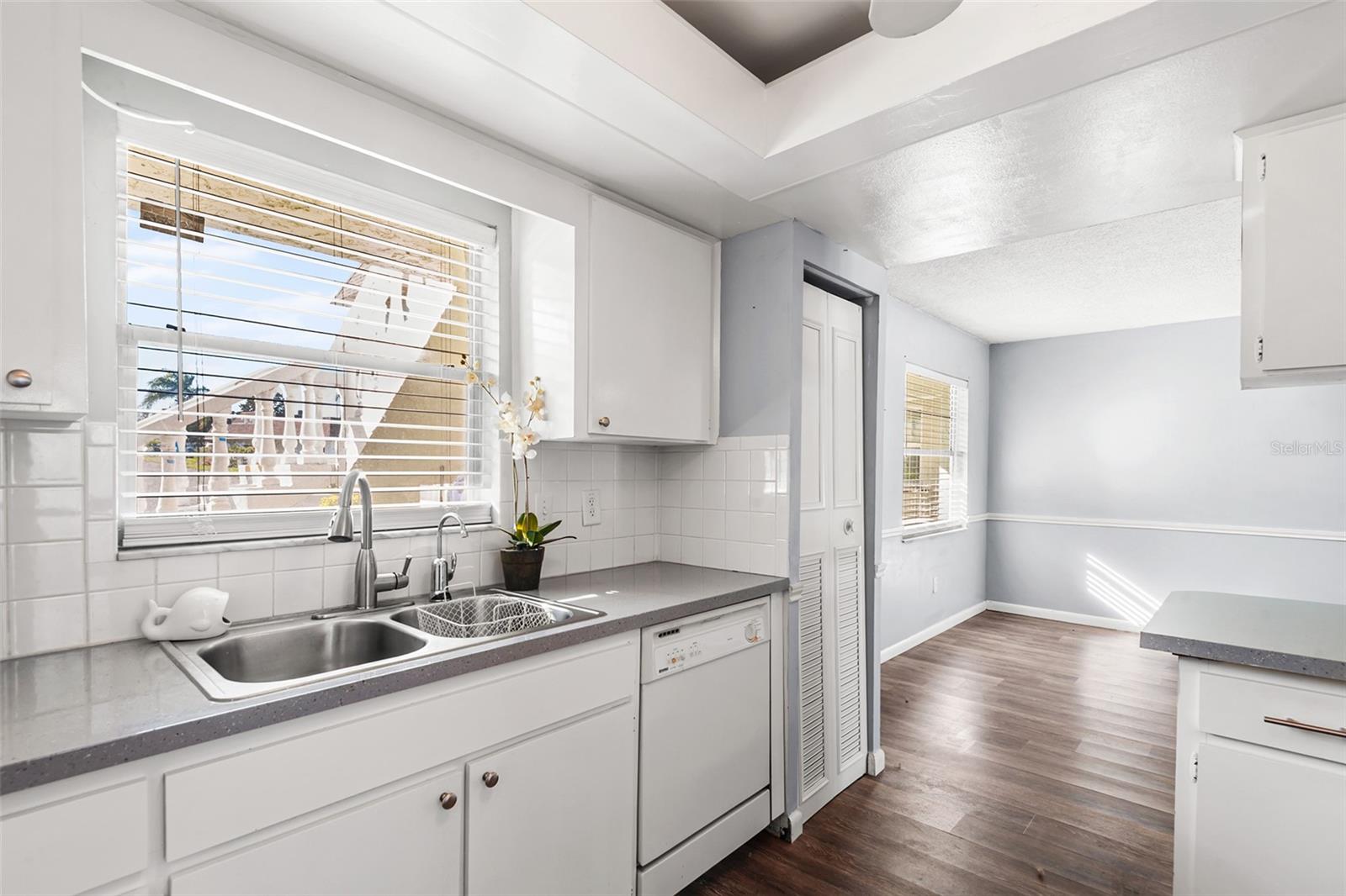 Image 6 of 28 For 1250 Pinellas Avenue 803