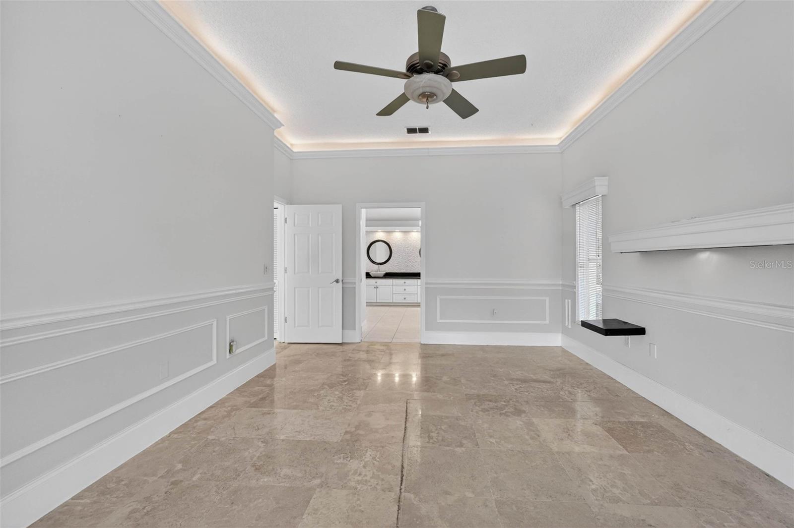 Image 47 of 100 For 1123 Hounds Run