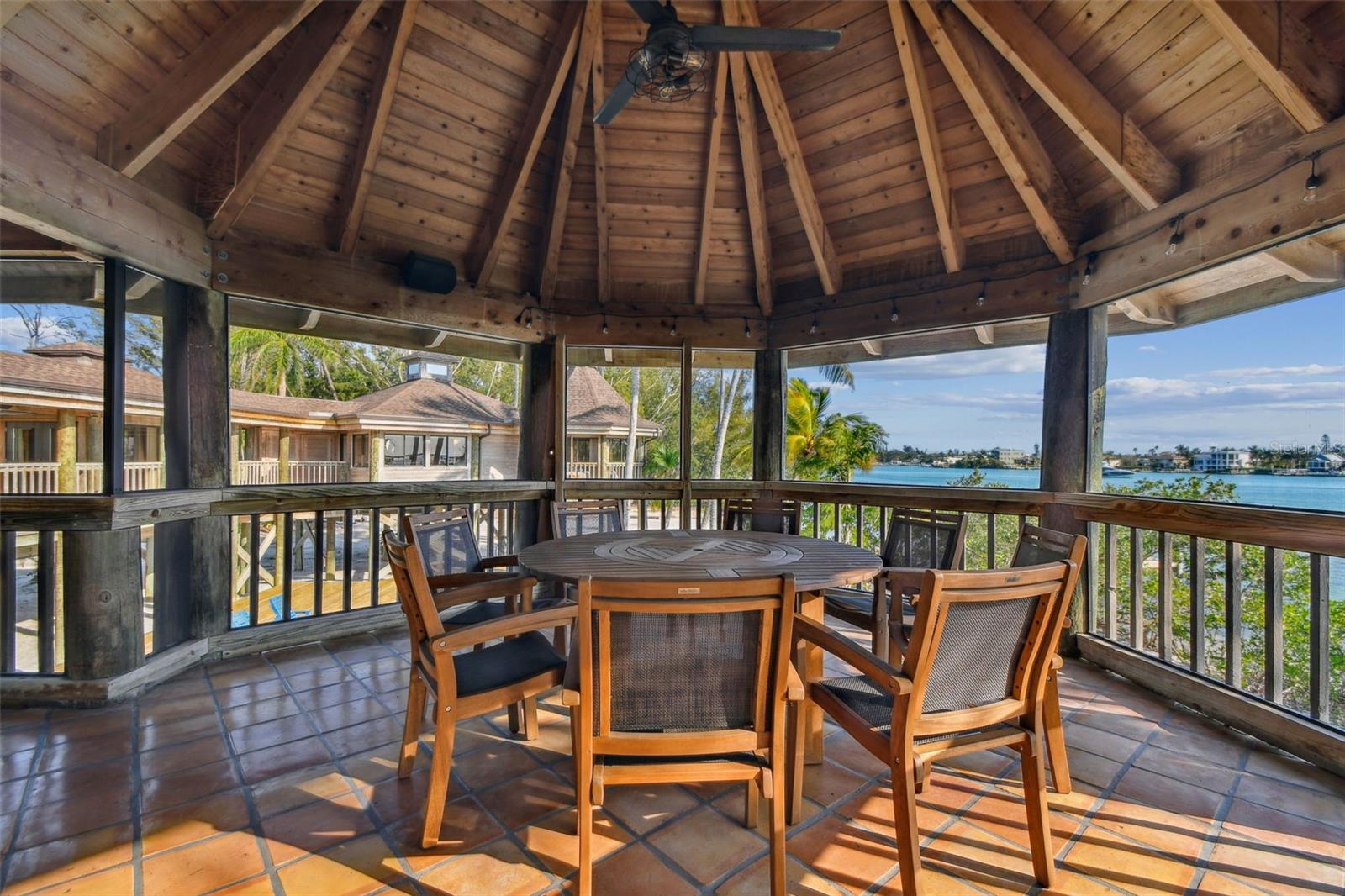 Image 29 of 100 For 7147 La Lenaire Drive