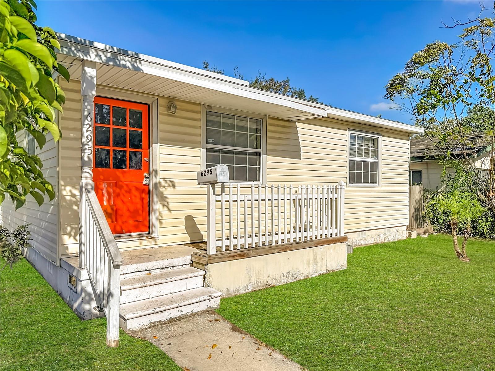 Image 13 of 62 For 6295 3rd Avenue S