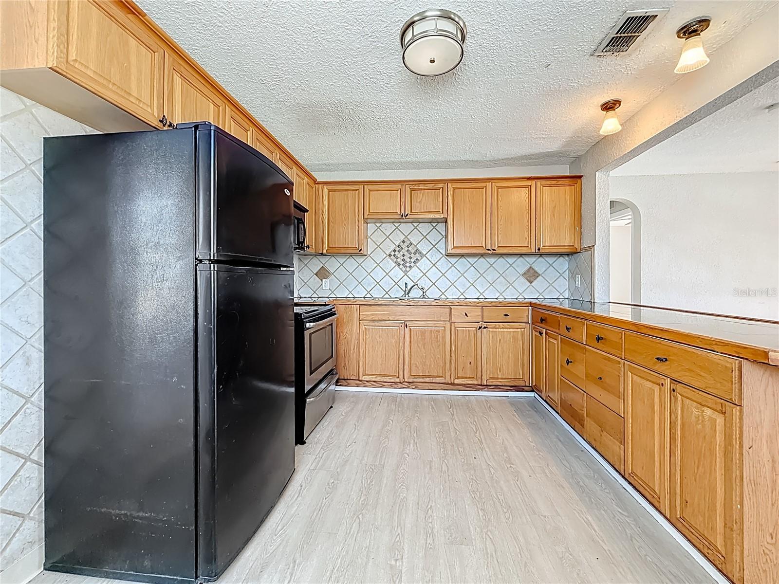 Image 21 of 62 For 6295 3rd Avenue S