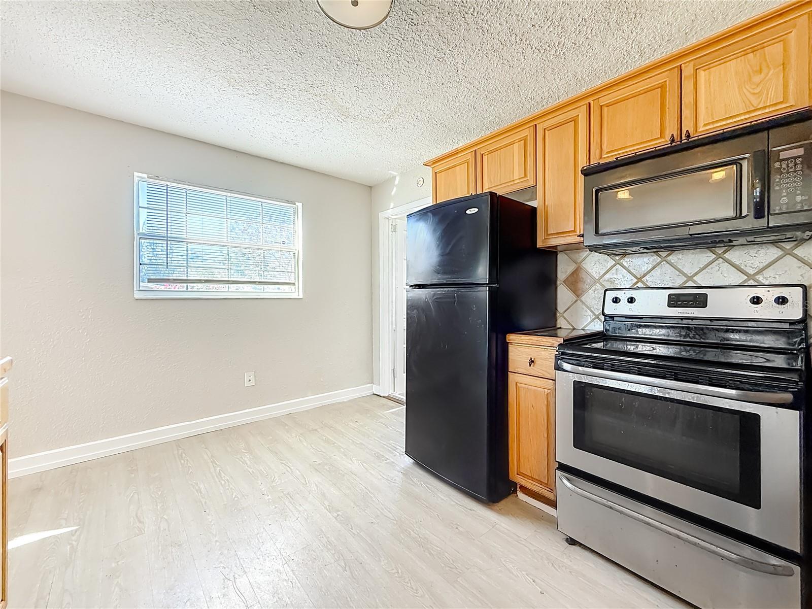 Image 25 of 62 For 6295 3rd Avenue S