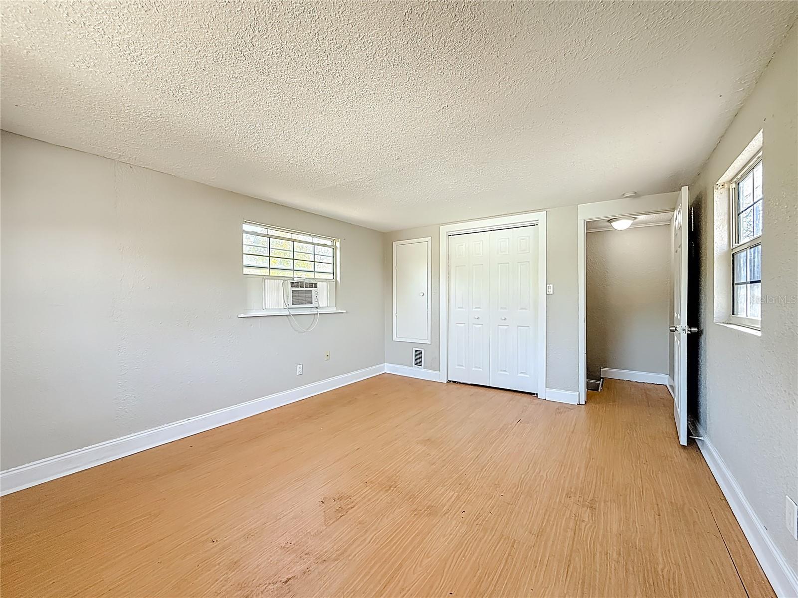 Image 43 of 62 For 6295 3rd Avenue S