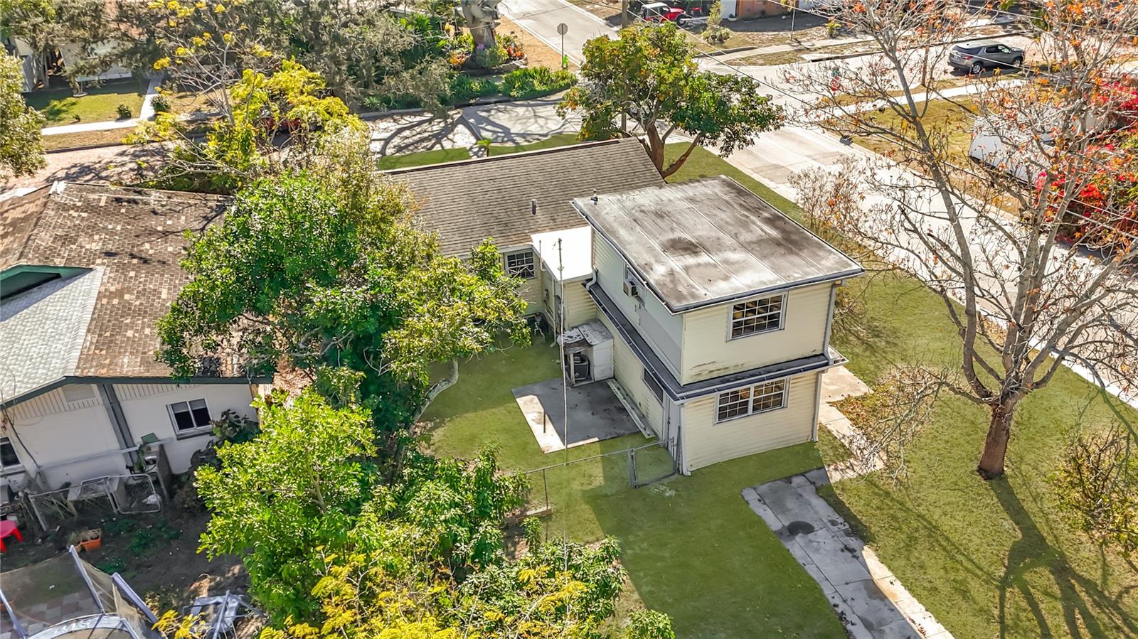 Image 55 of 62 For 6295 3rd Avenue S