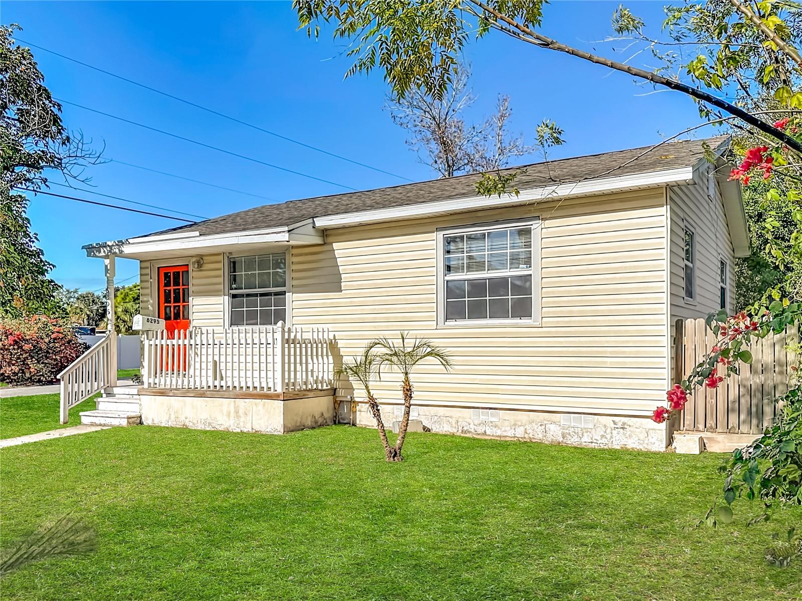 Image 7 of 62 For 6295 3rd Avenue S