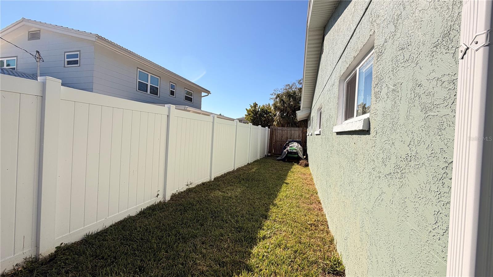 Image 31 of 32 For 1667 Dakota Avenue Ne