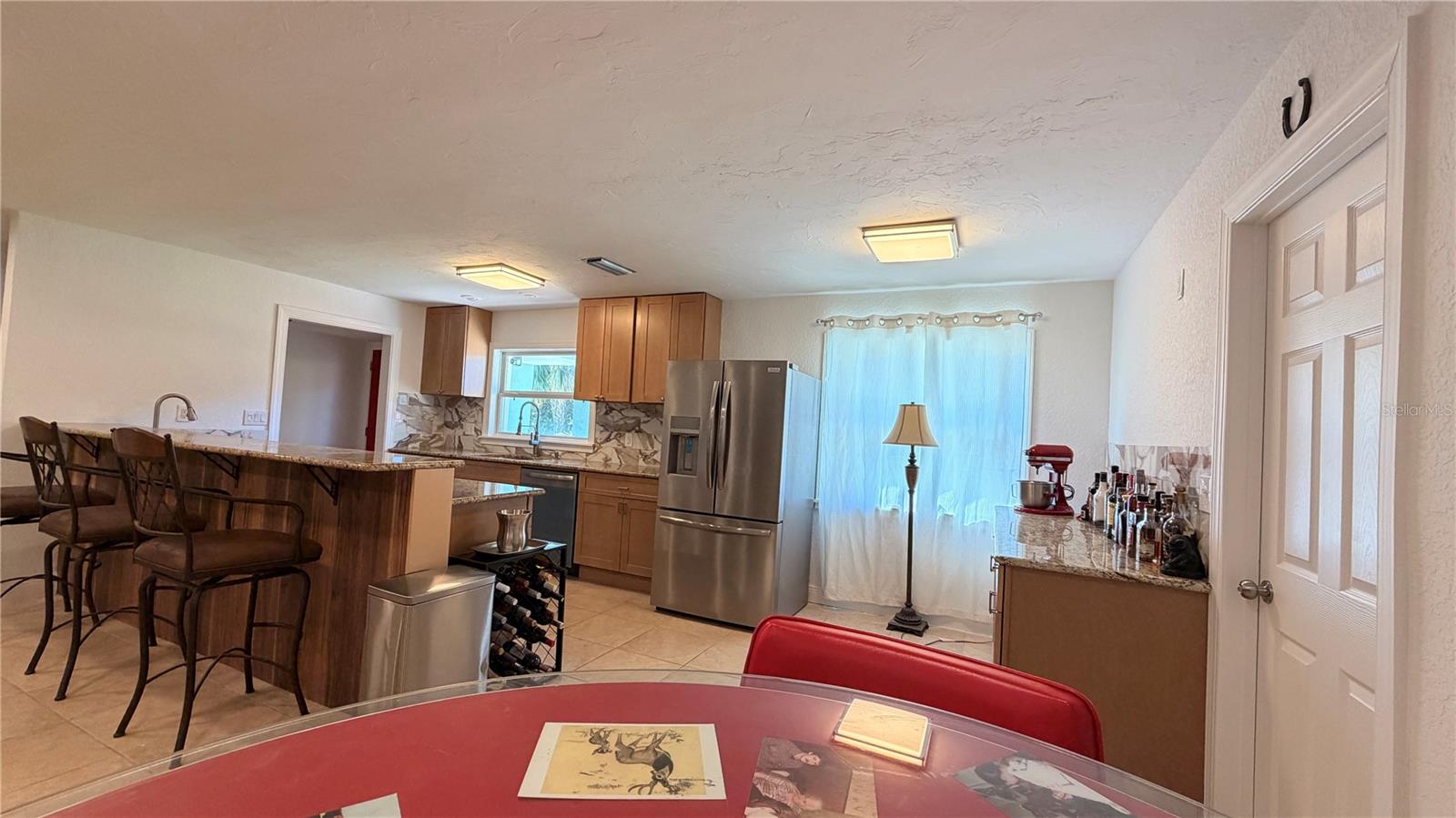 Image 8 of 32 For 1667 Dakota Avenue Ne