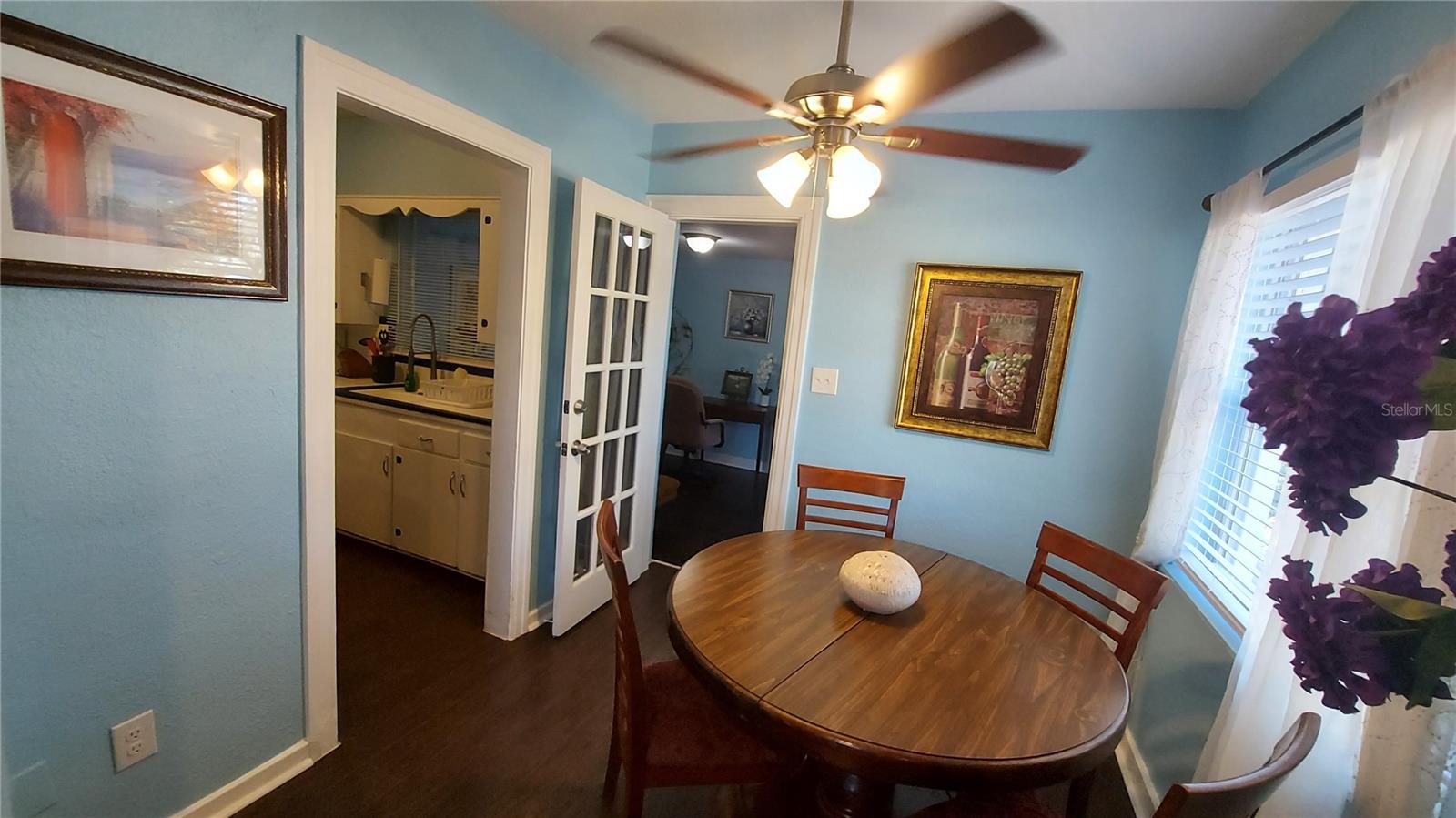 Image 17 of 36 For 110 Crest Avenue