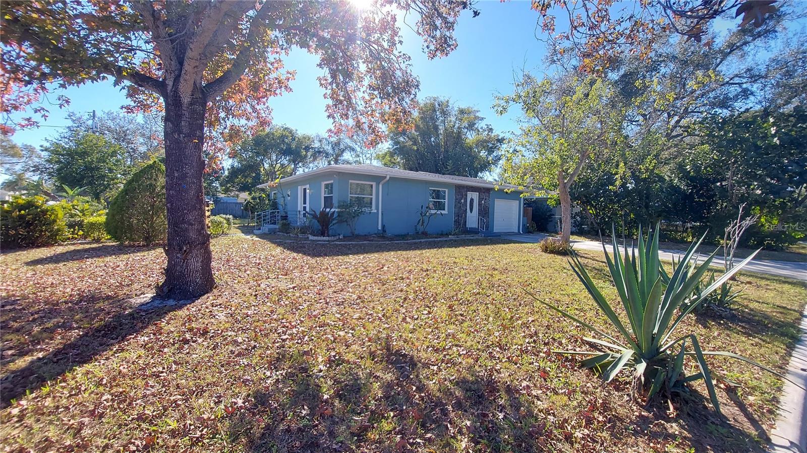 Image 2 of 36 For 110 Crest Avenue