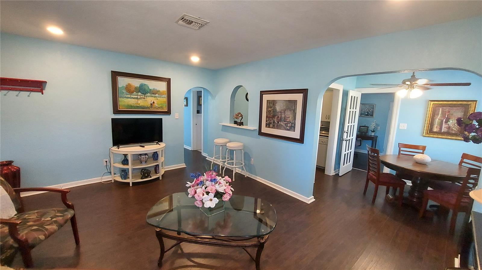 Image 4 of 36 For 110 Crest Avenue