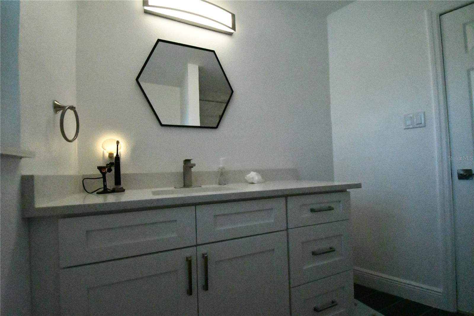 Image 10 of 15 For 547 Trade Winds Drive