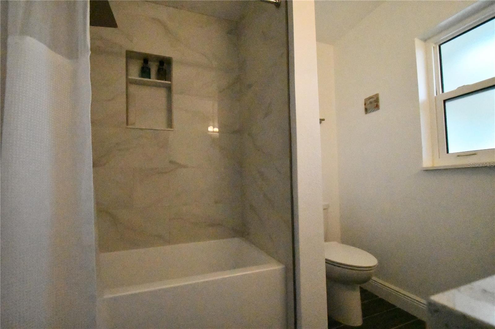 Image 12 of 15 For 547 Trade Winds Drive