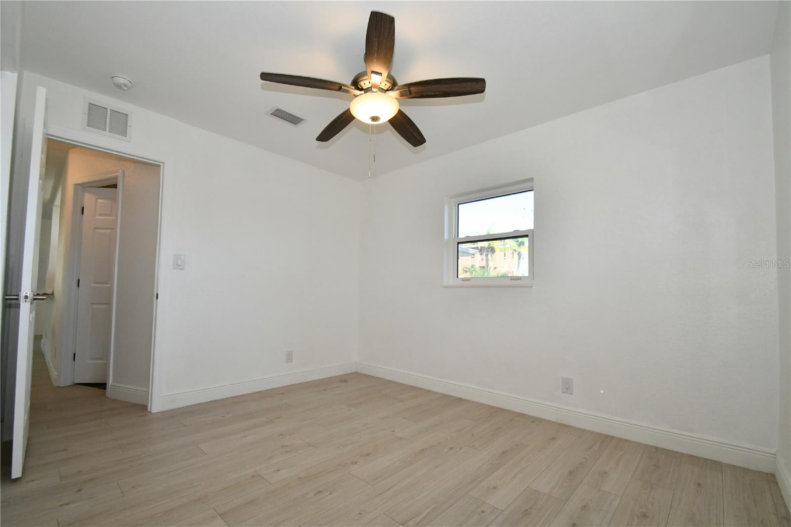 Image 15 of 15 For 547 Trade Winds Drive