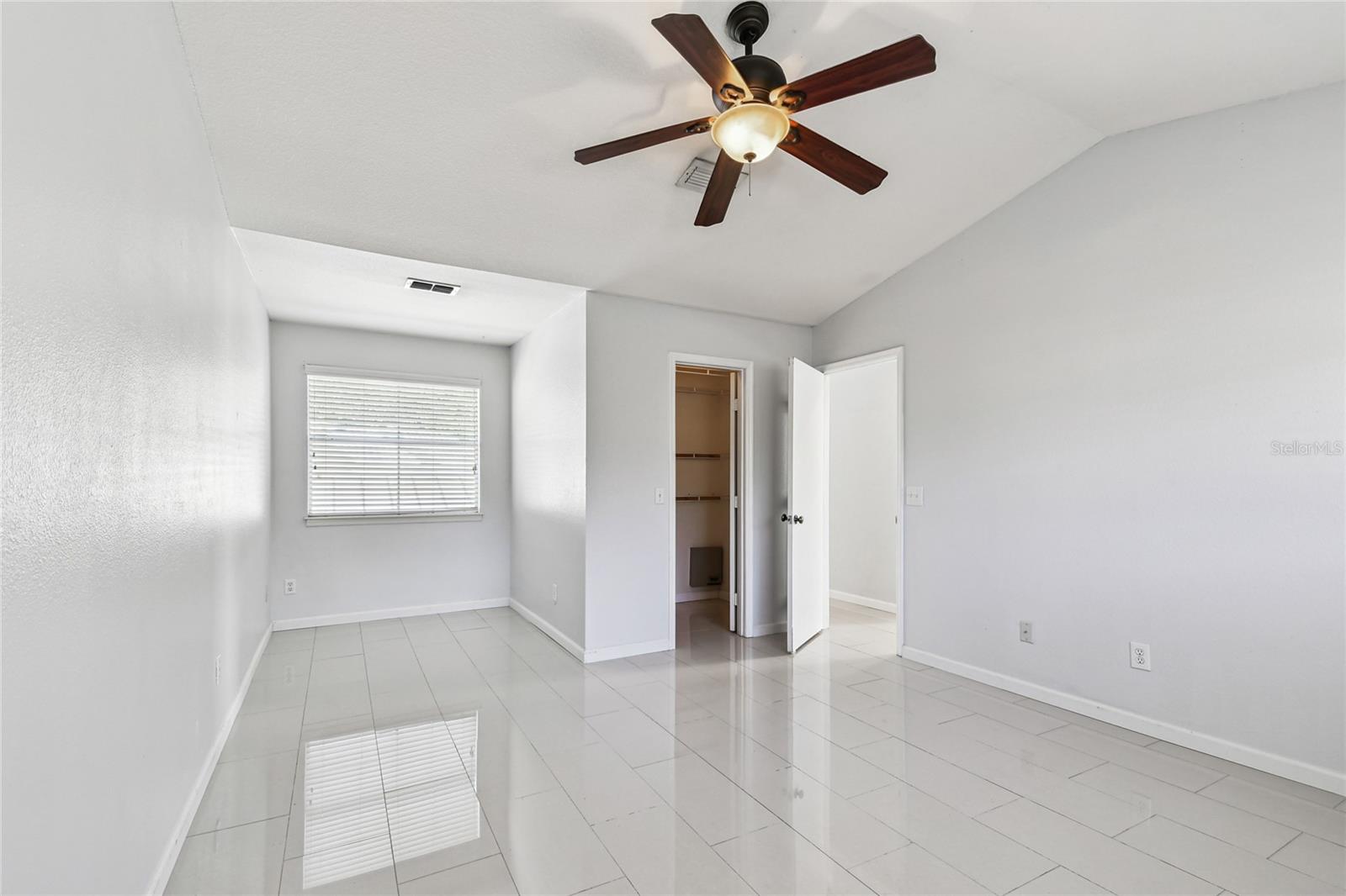 Image 14 of 26 For 13022 Arborview Place