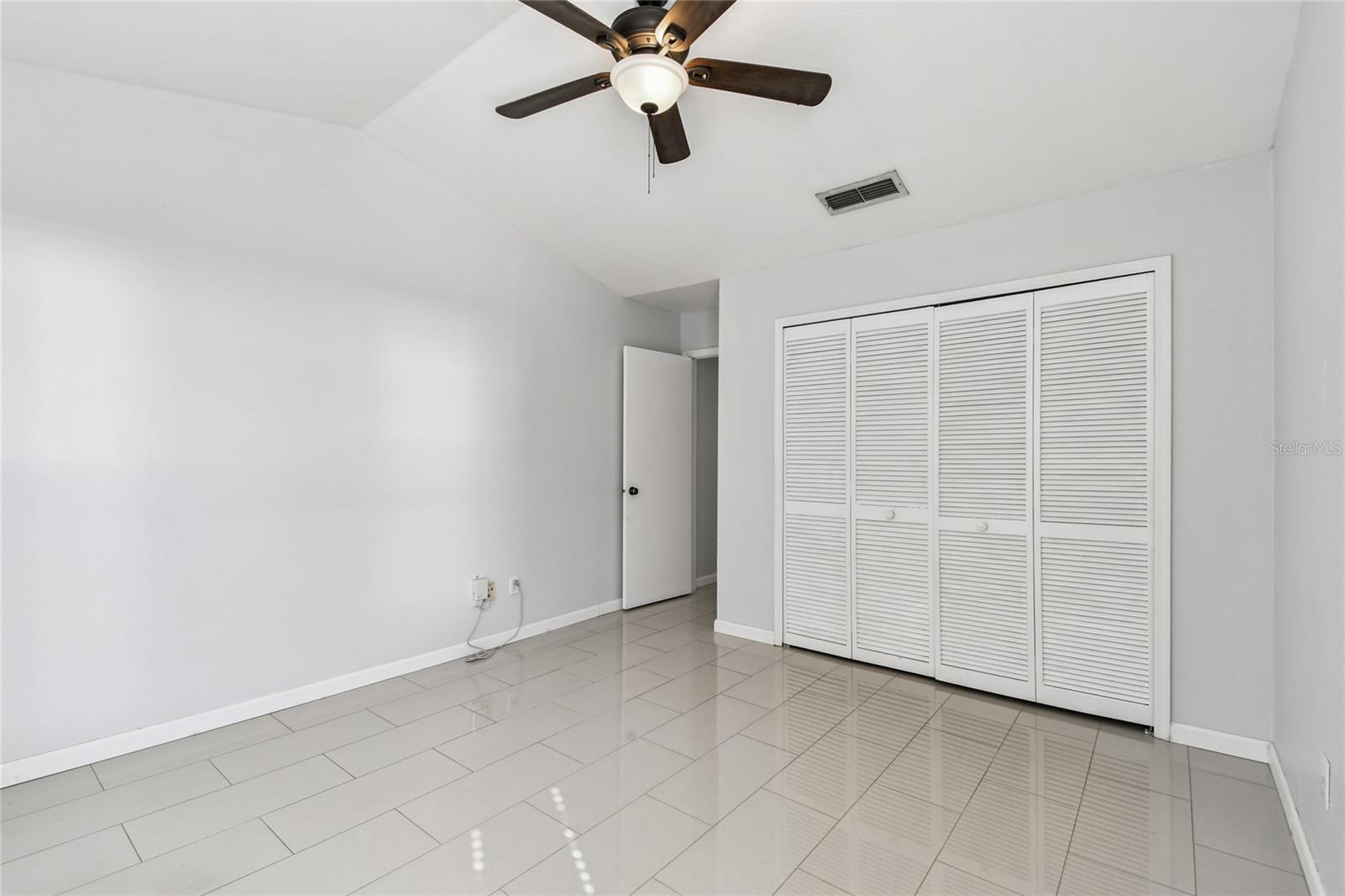 Image 18 of 26 For 13022 Arborview Place