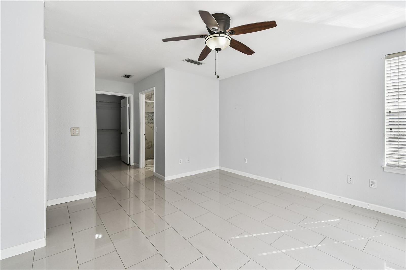 Image 8 of 26 For 13022 Arborview Place