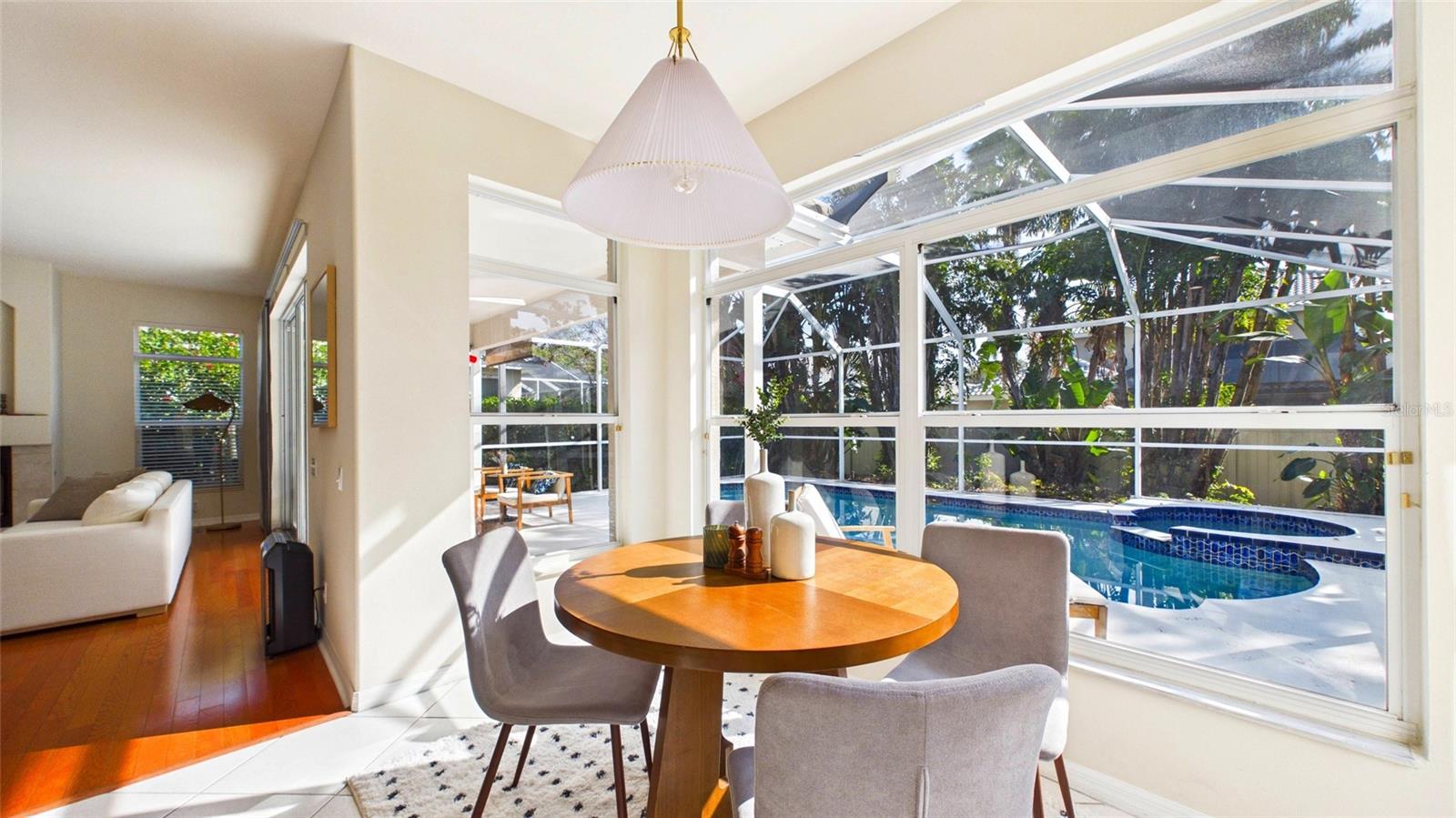 Image 16 of 59 For 2215 Clarine Way N