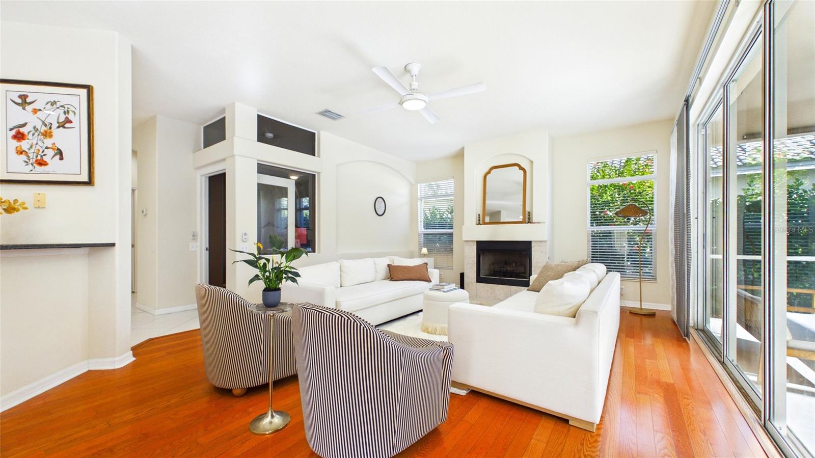 Image 18 of 59 For 2215 Clarine Way N