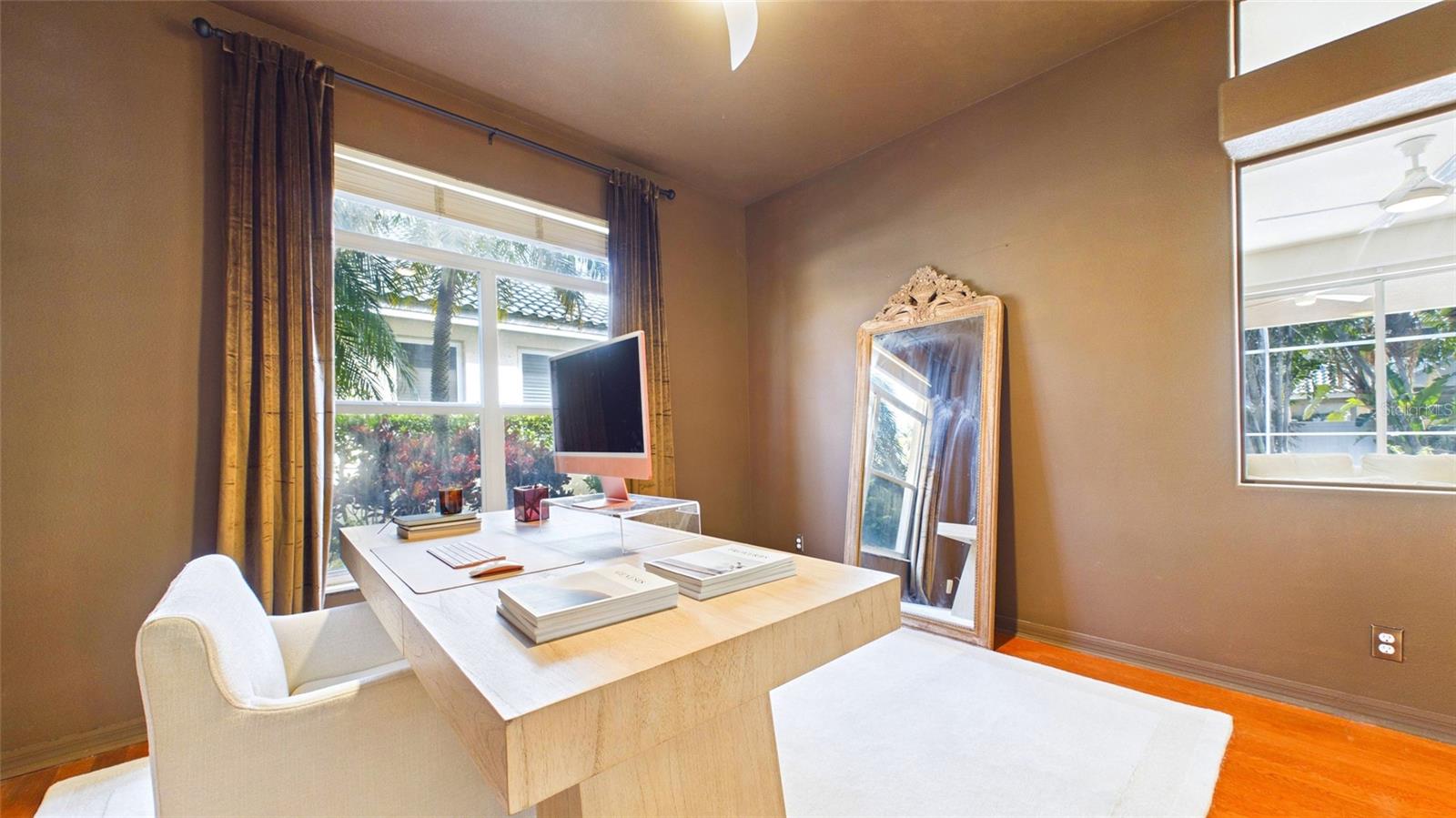 Image 23 of 59 For 2215 Clarine Way N