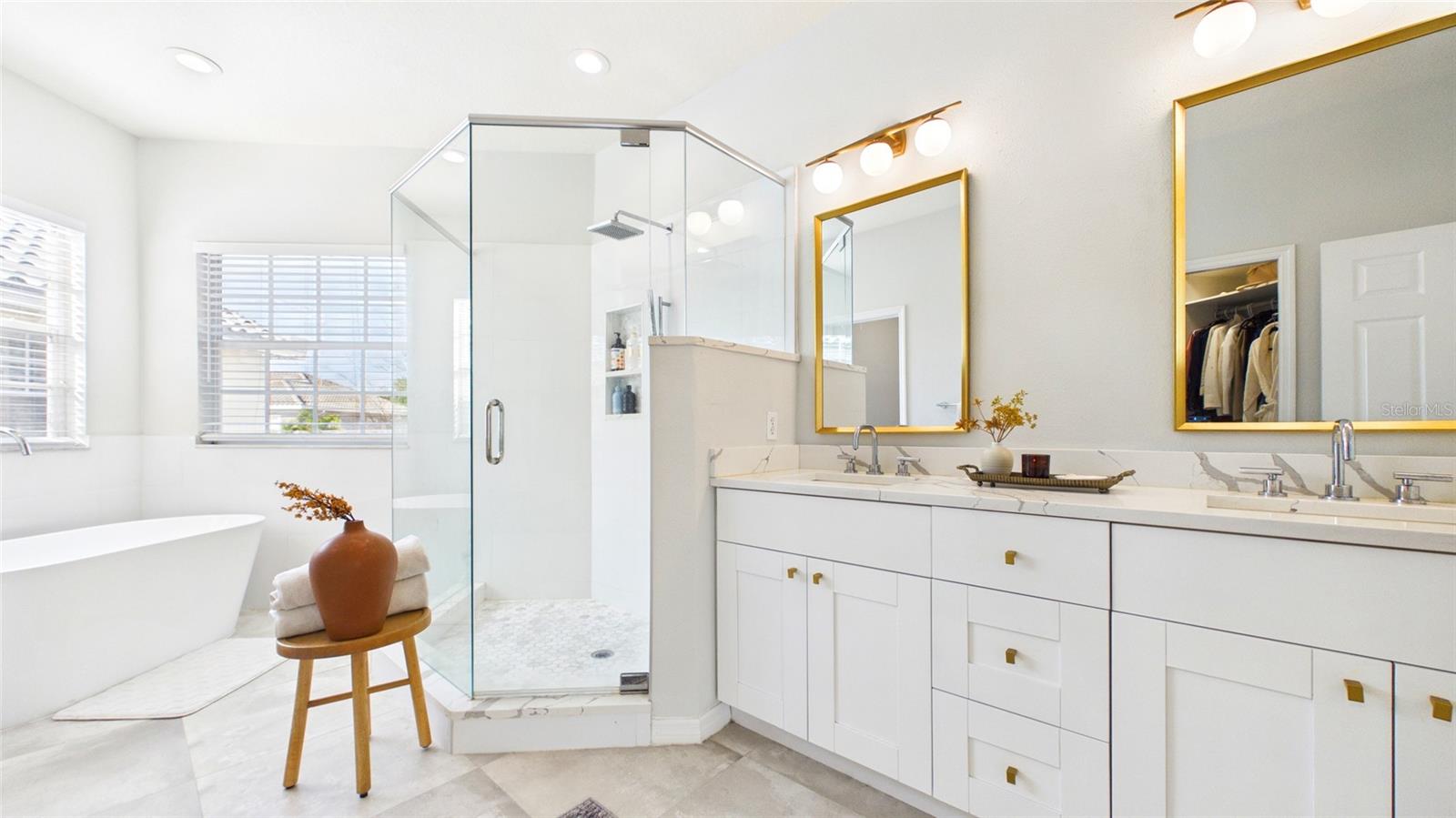 Image 33 of 59 For 2215 Clarine Way N