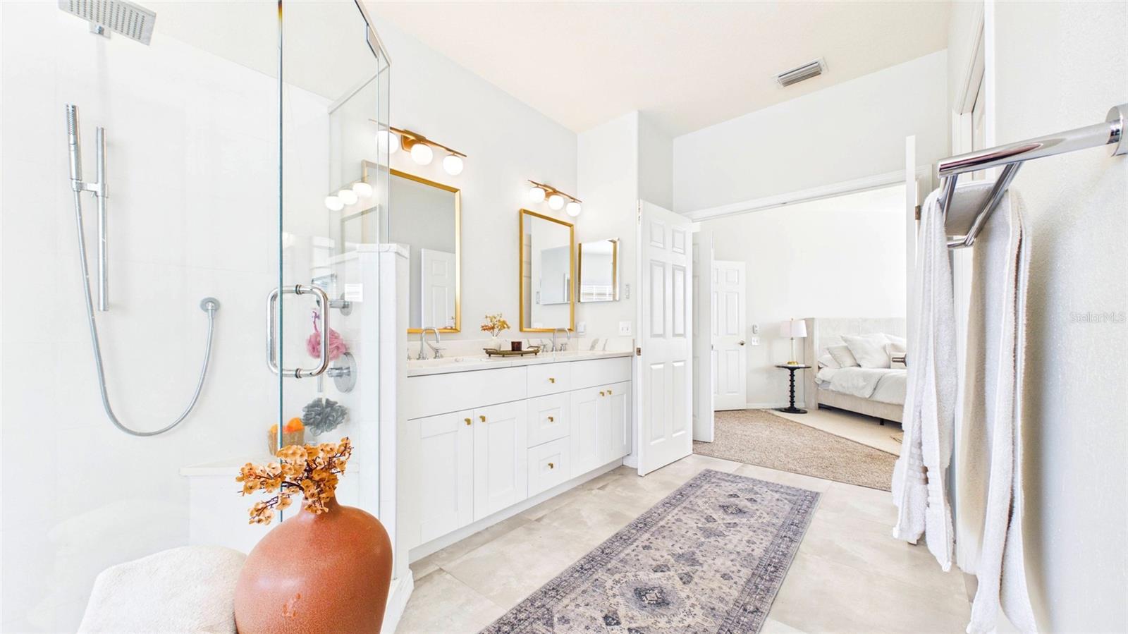 Image 34 of 59 For 2215 Clarine Way N