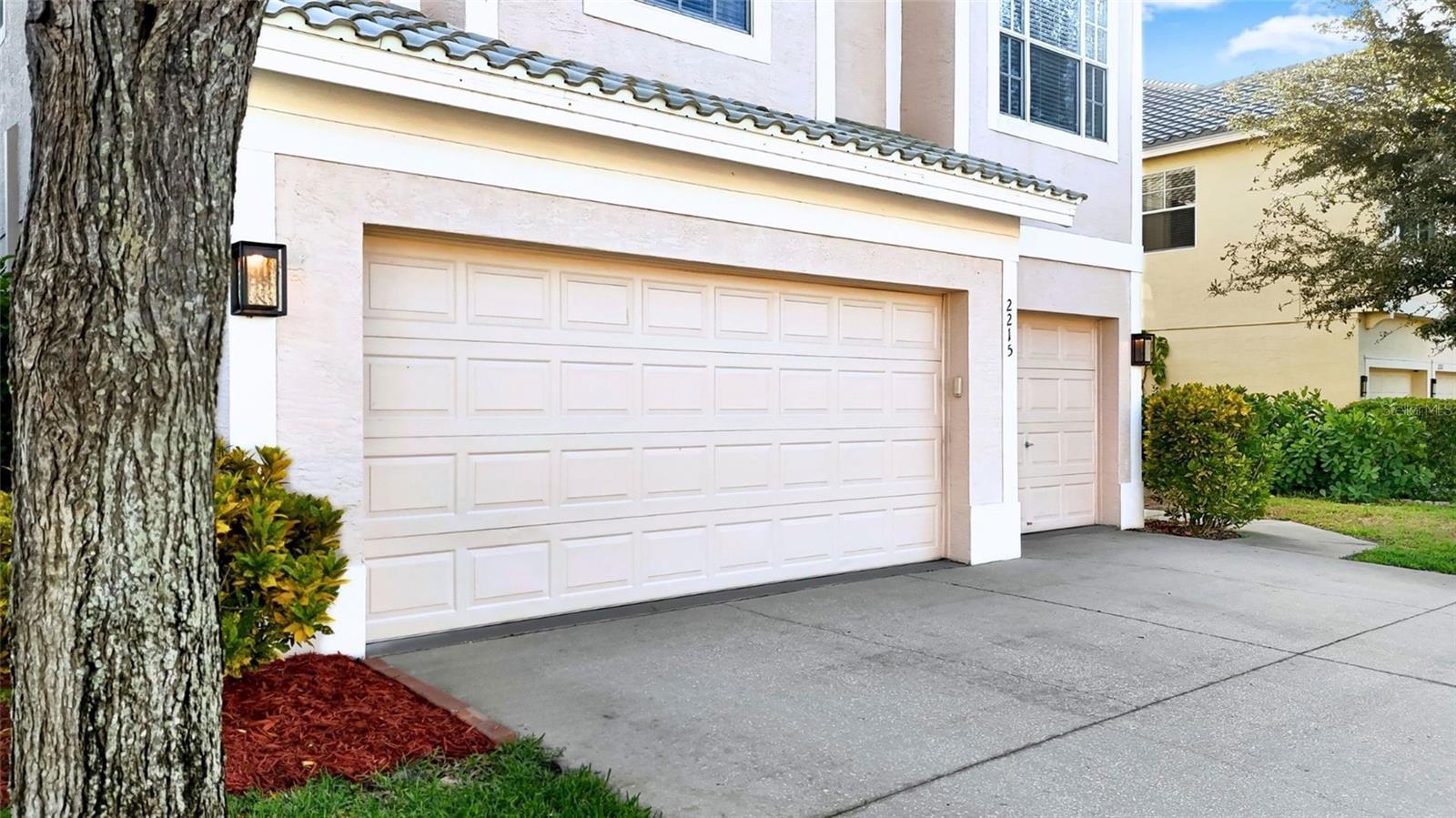 Image 4 of 59 For 2215 Clarine Way N