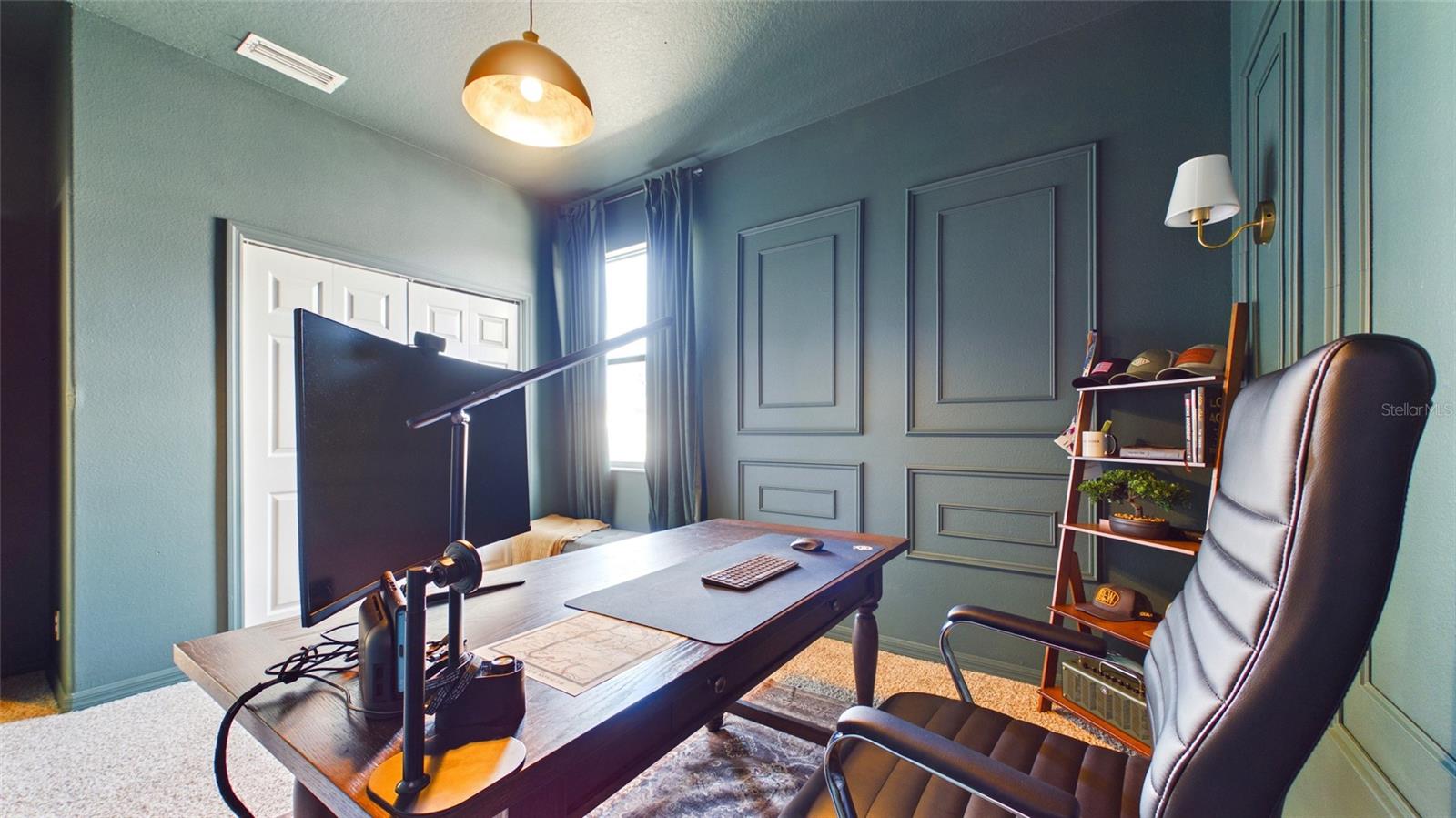 Image 41 of 59 For 2215 Clarine Way N