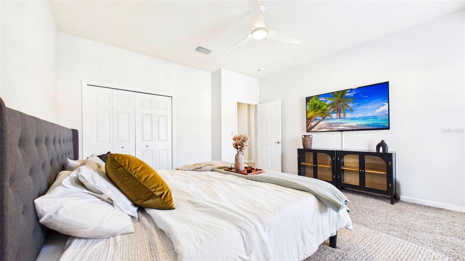 Image 43 of 59 For 2215 Clarine Way N