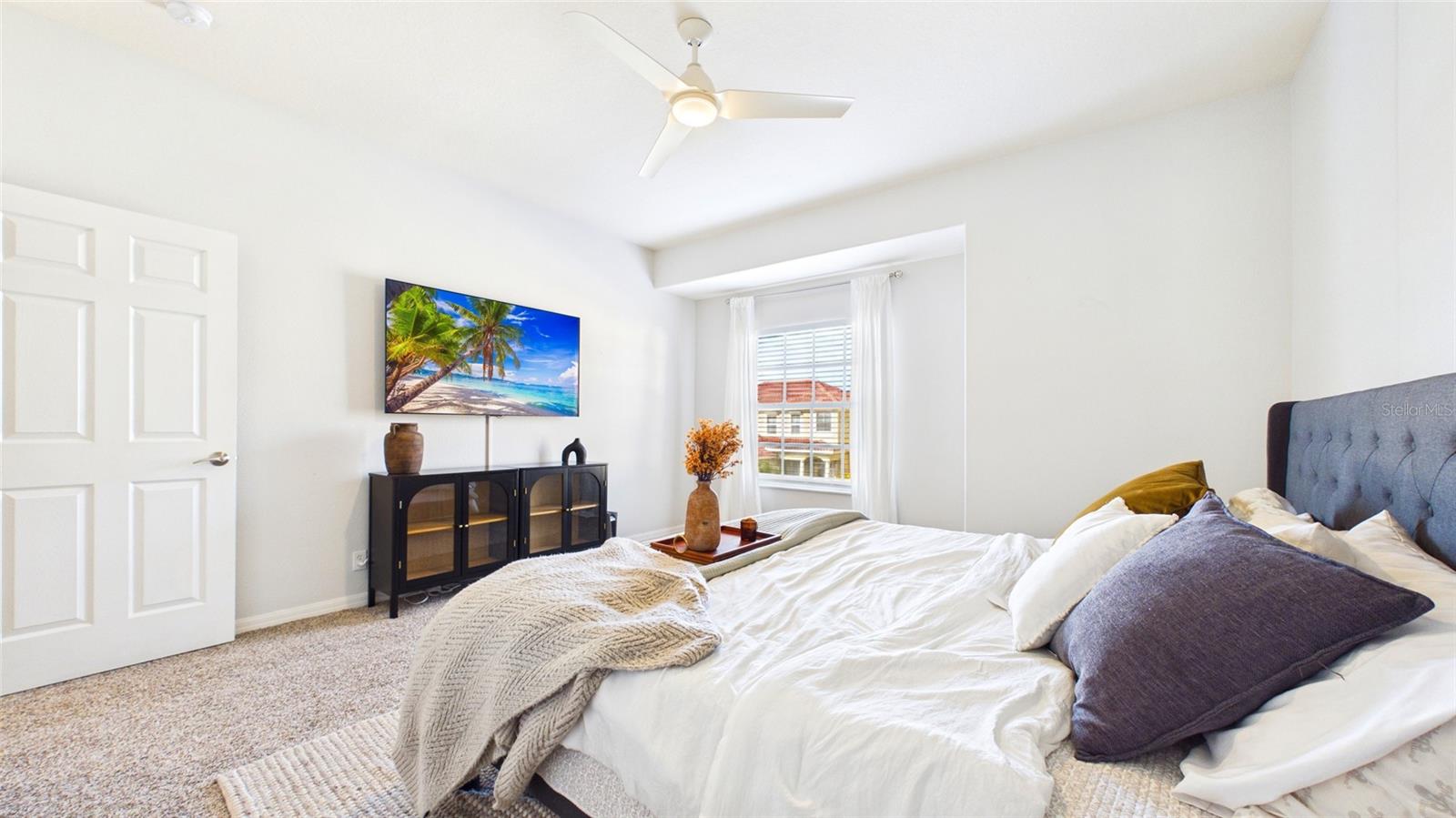 Image 44 of 59 For 2215 Clarine Way N