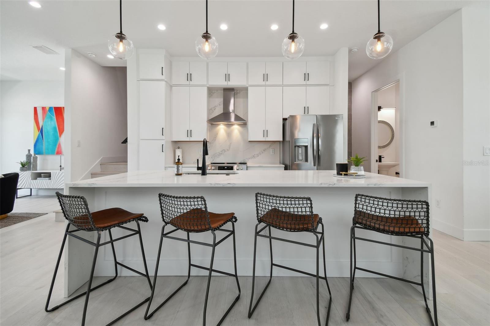 Image 3 of 68 For 2752 5th Avenue S