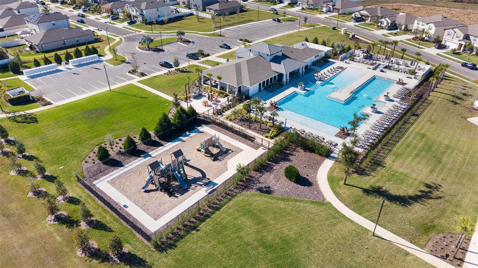 Image 24 of 47 For 36412 Garden Wall Way