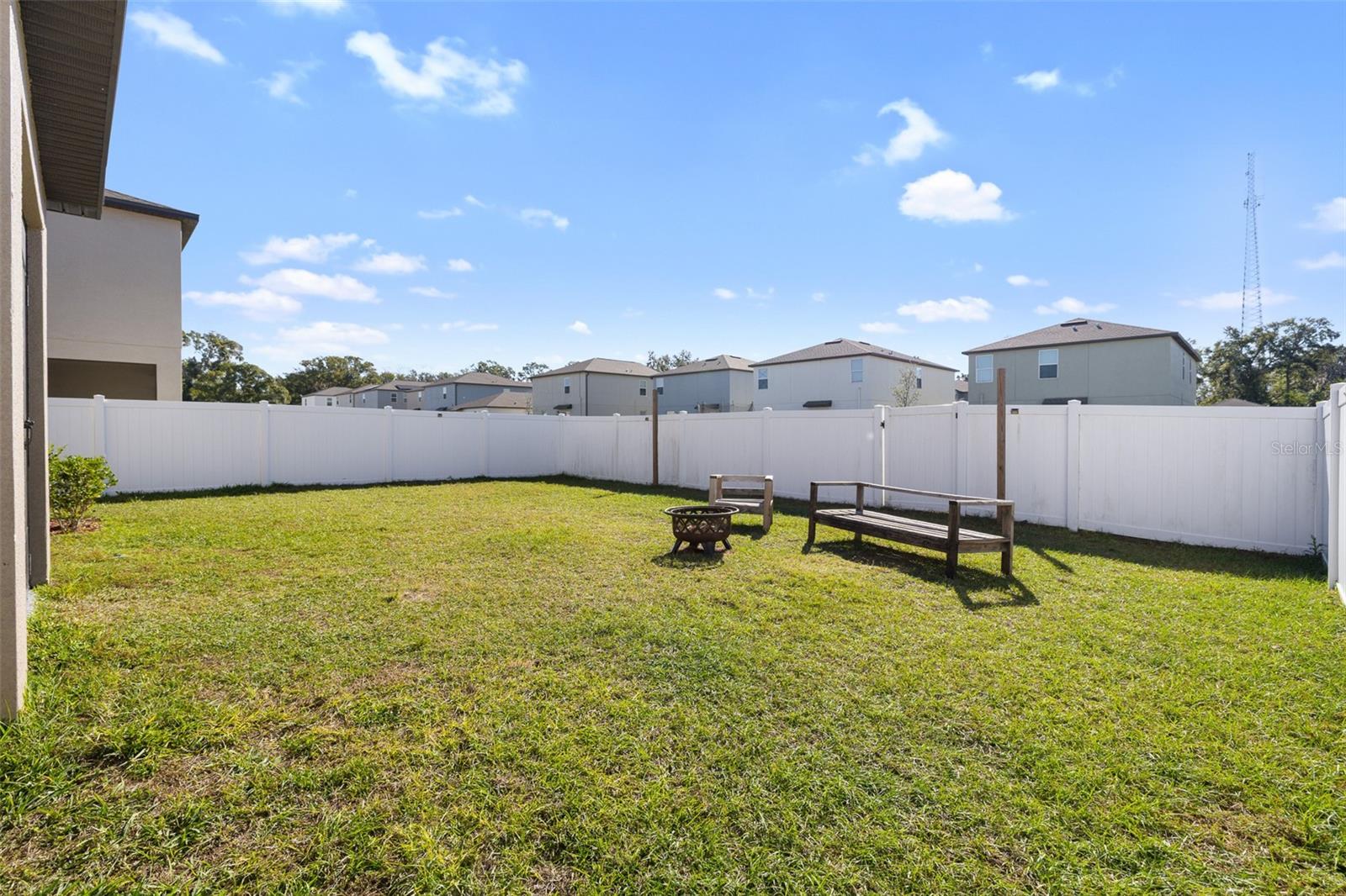 Image 32 of 47 For 36412 Garden Wall Way