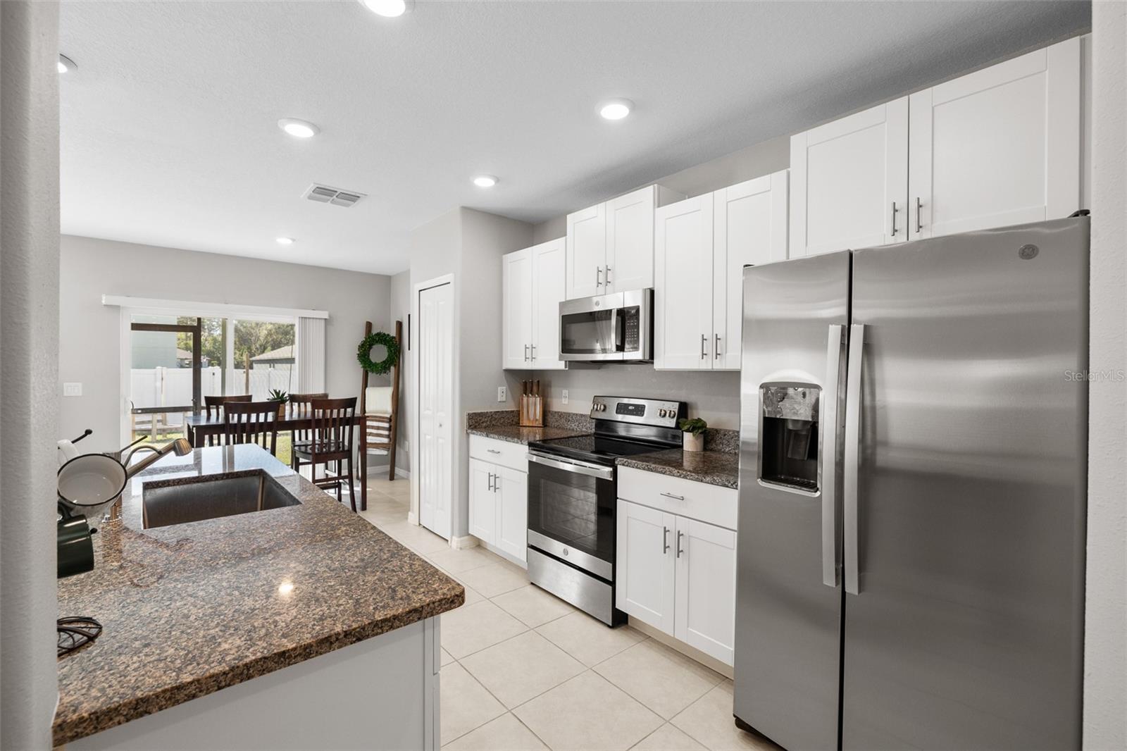 Image 37 of 47 For 36412 Garden Wall Way