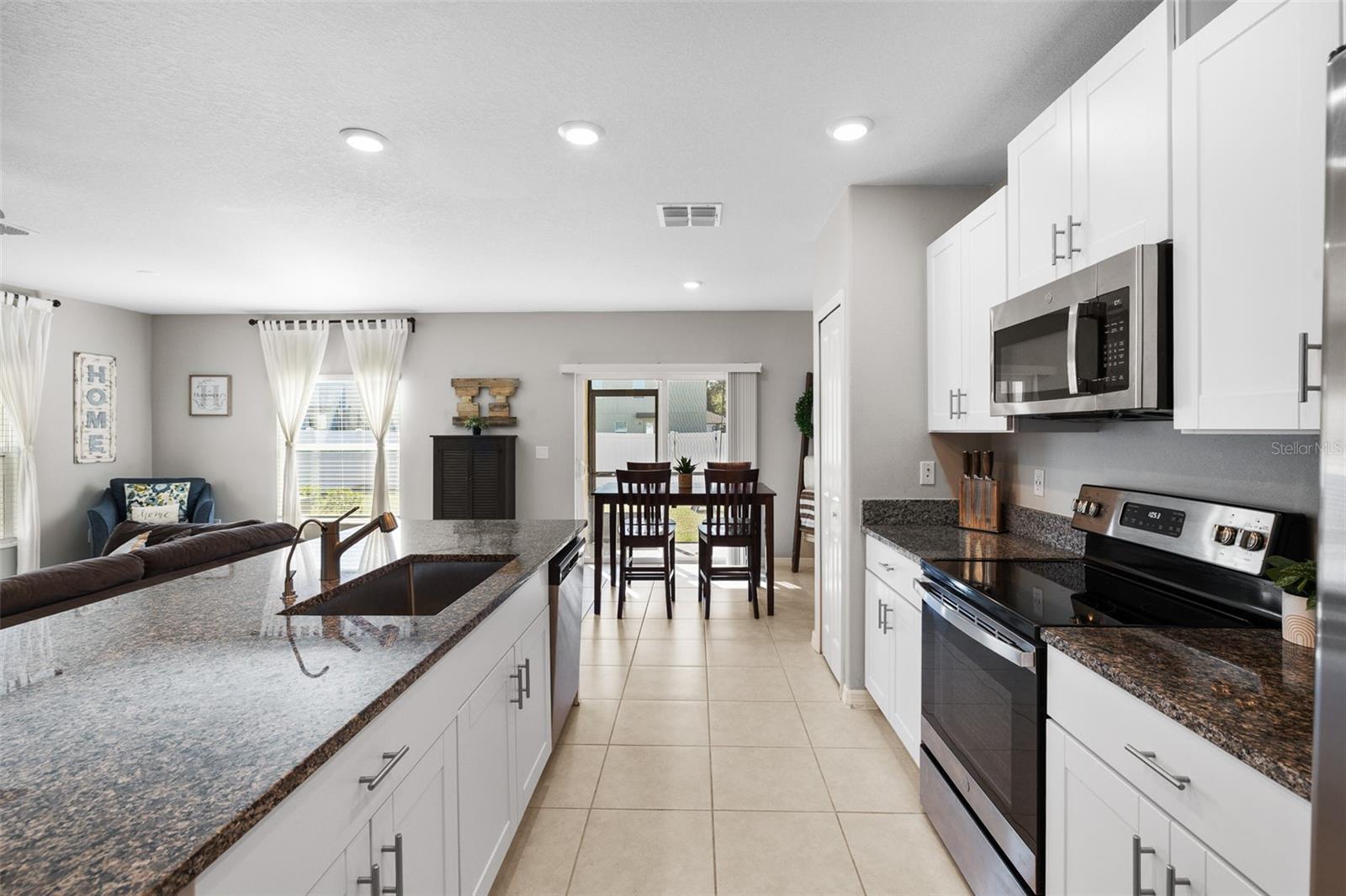 Image 38 of 47 For 36412 Garden Wall Way