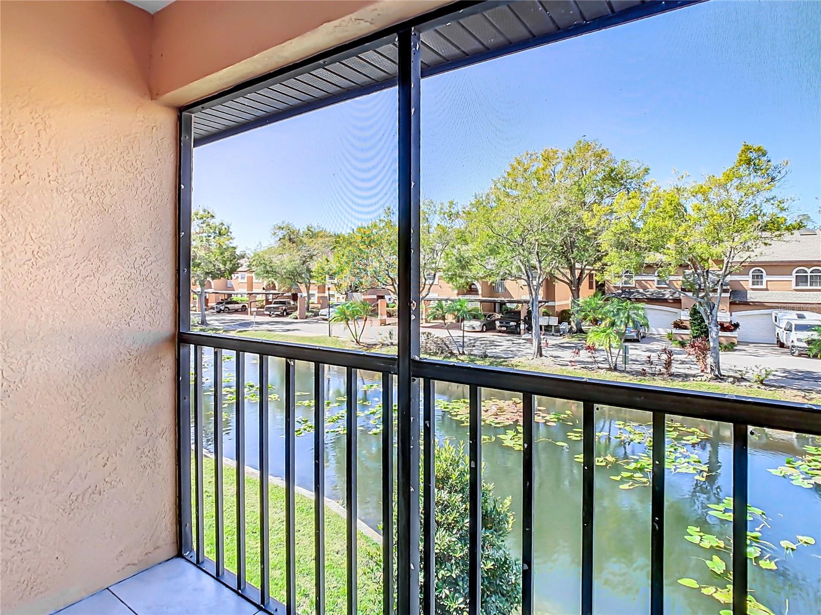 Listing photo id 17 for 14623 Par Club Circle 14623