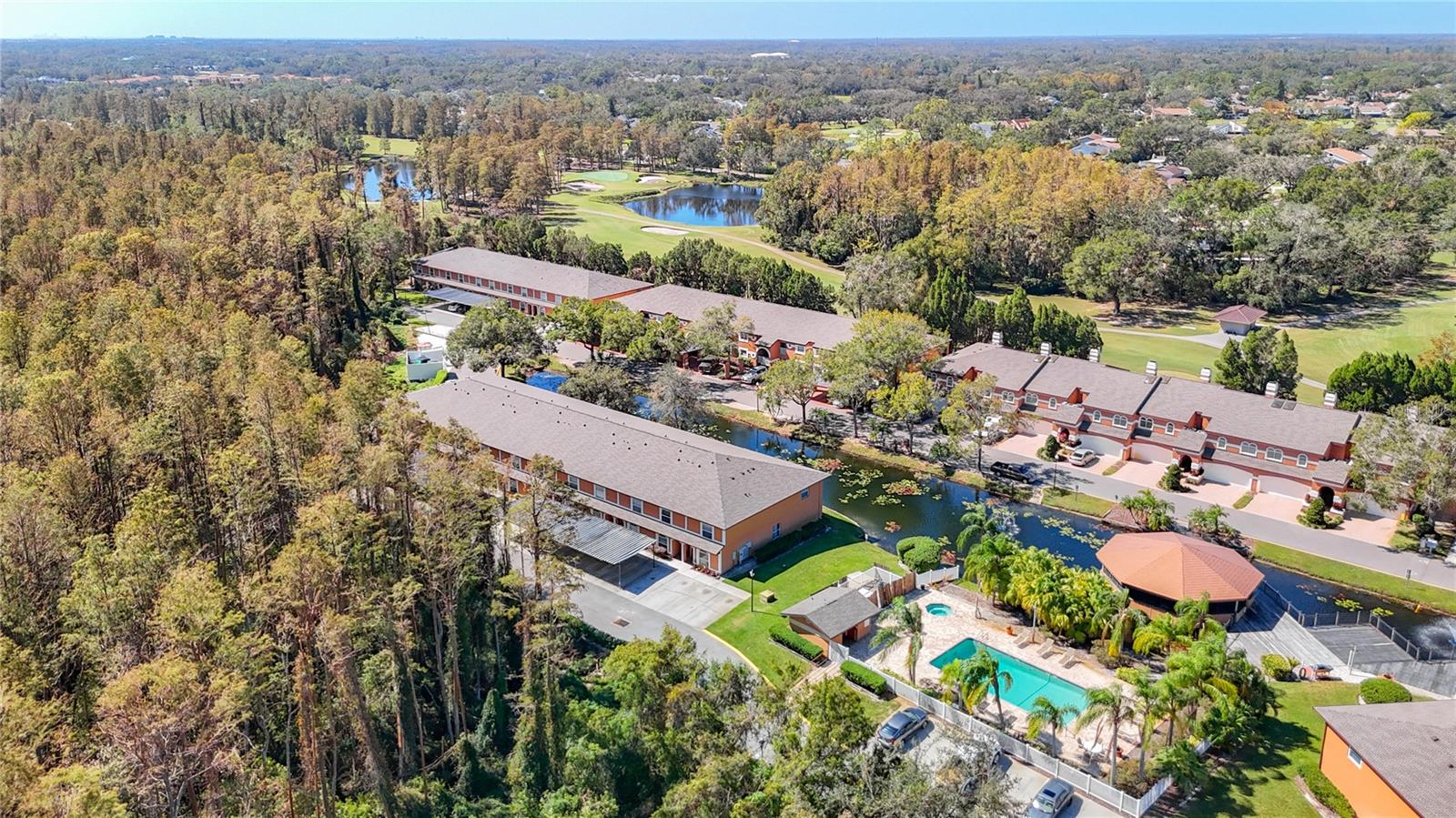 Listing photo id 28 for 14623 Par Club Circle 14623