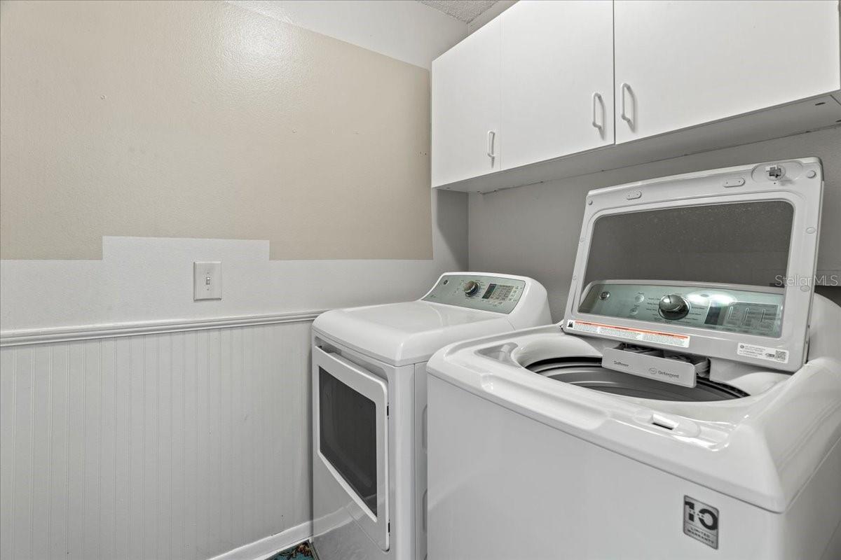 Image 15 of 27 For 9811 Sir Frederick Street